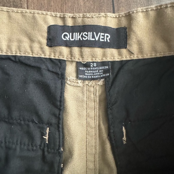 Quiksilver Shorts Size 28 - Picture 7 of 8